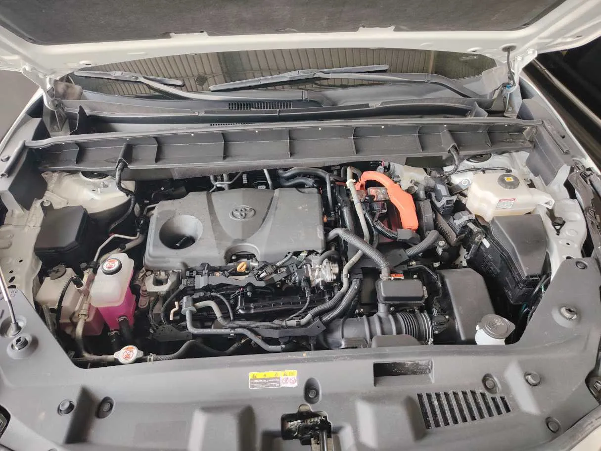 Car image 33