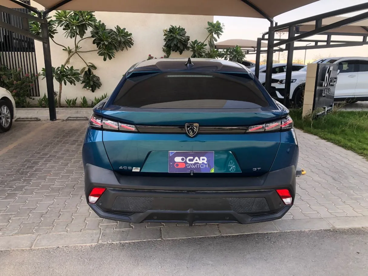 Car image 6