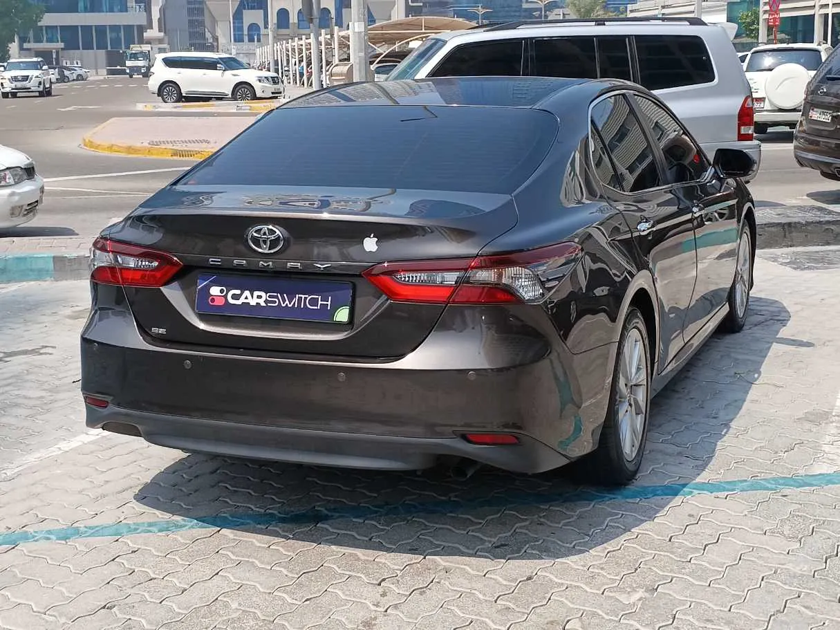 Car image 5