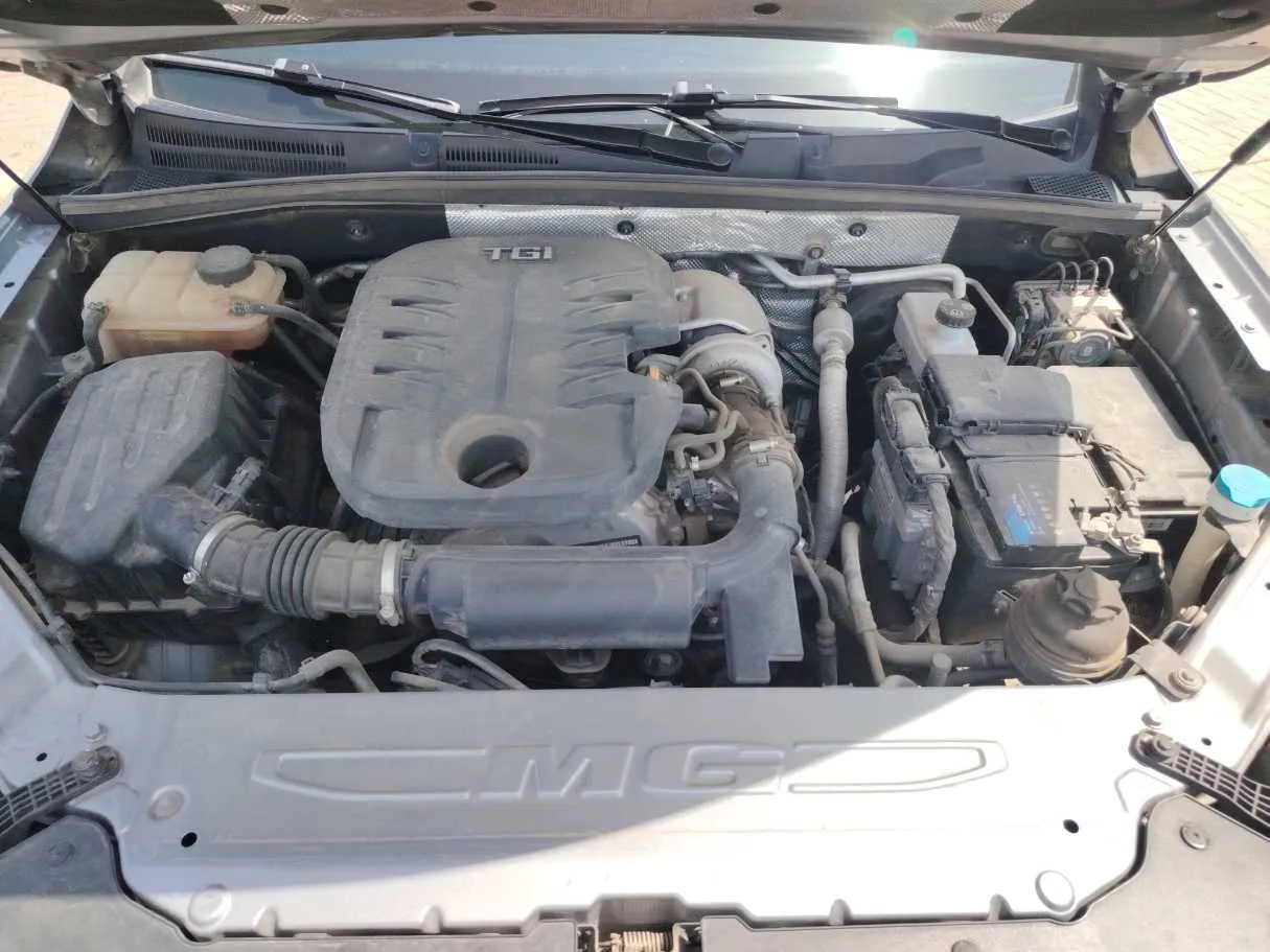 Car image 36