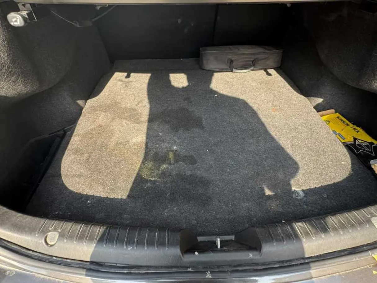 Car image 22