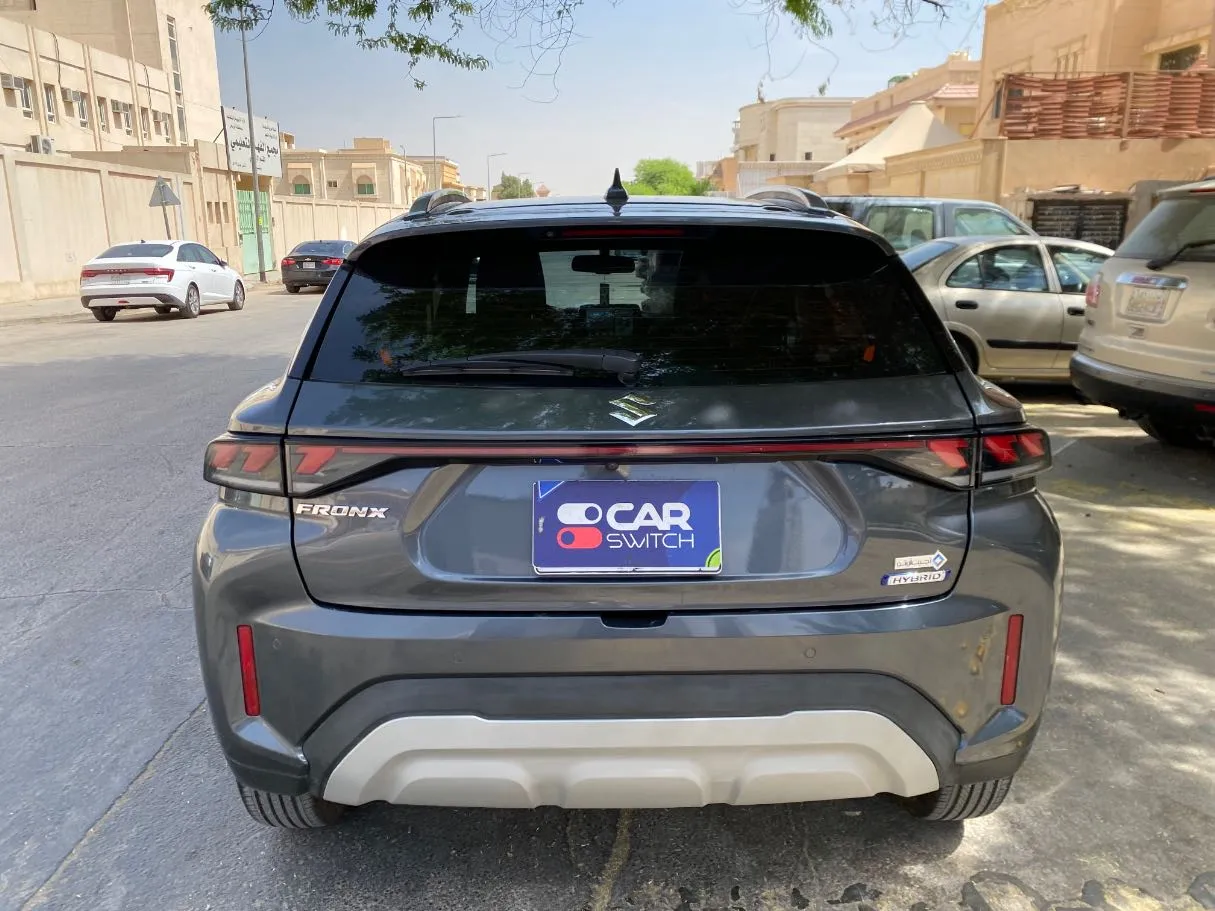 Car image 6