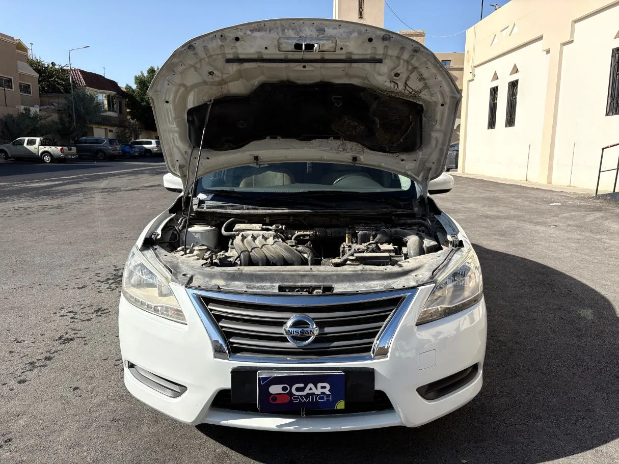Car image 26