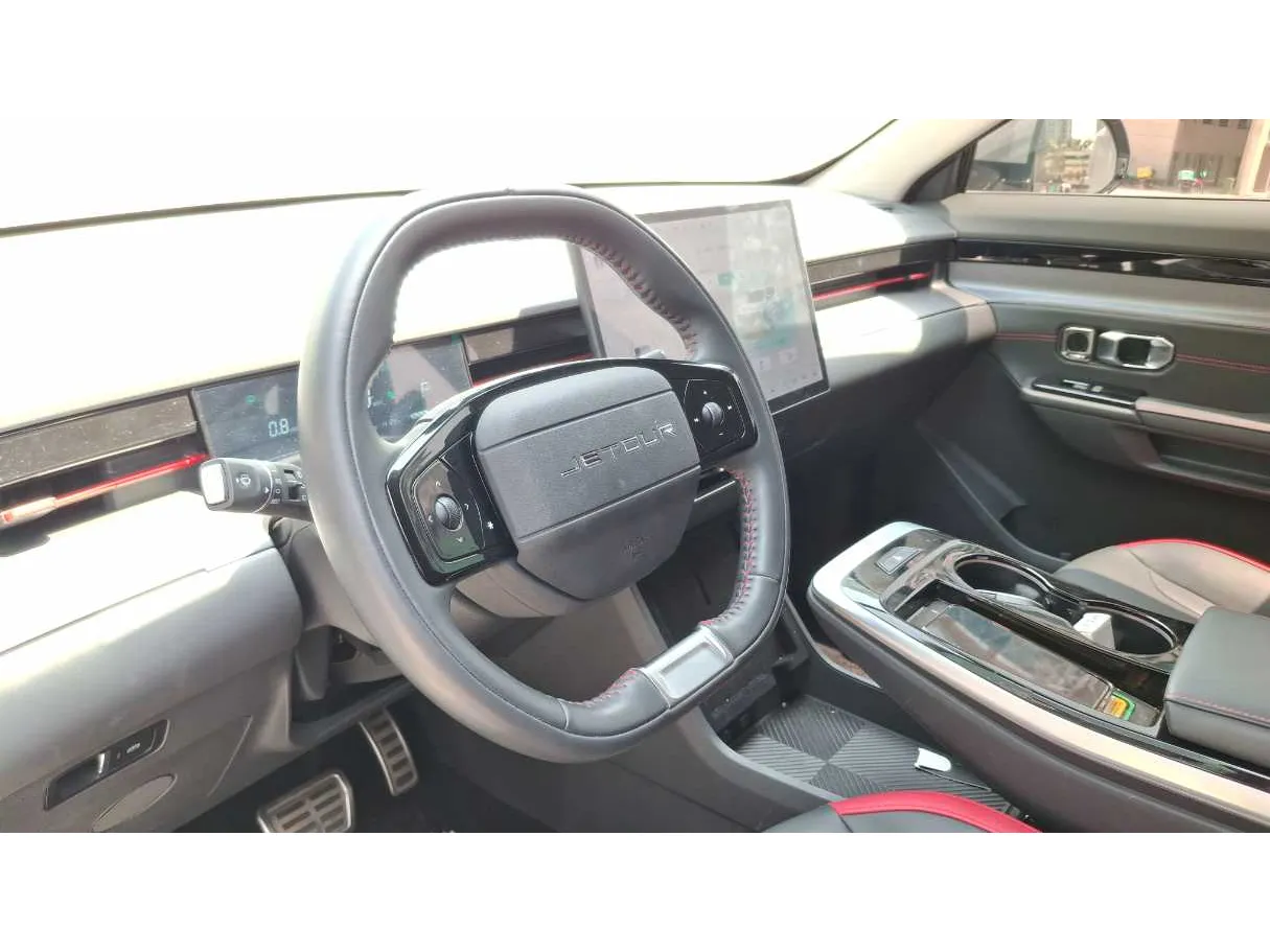 Car image 11