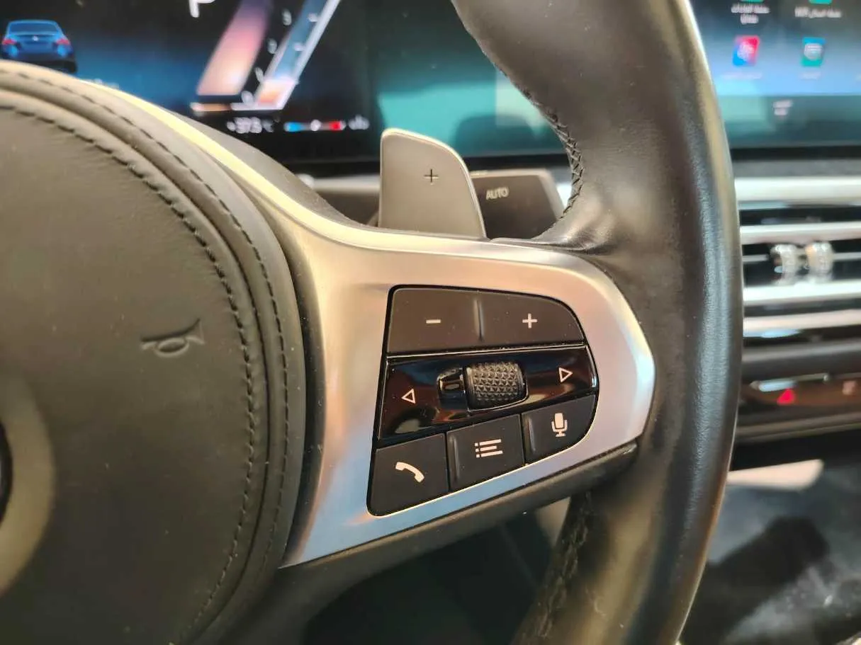 Car image 33