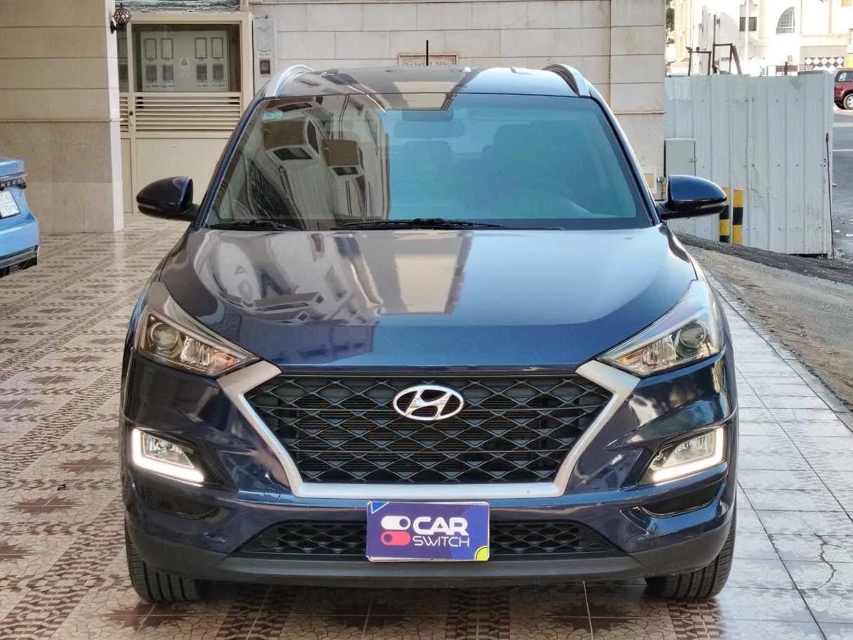 Car image 2