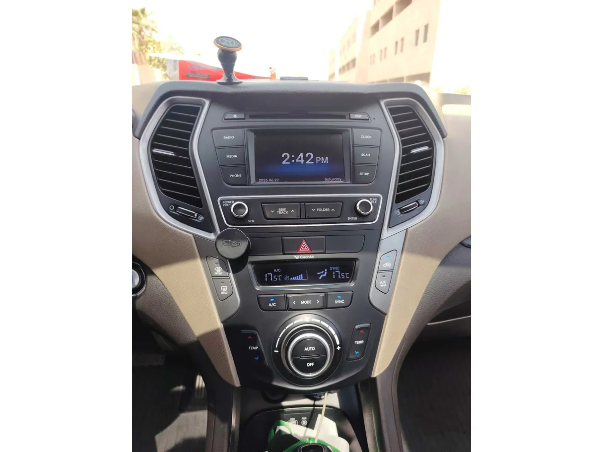 Car image 21