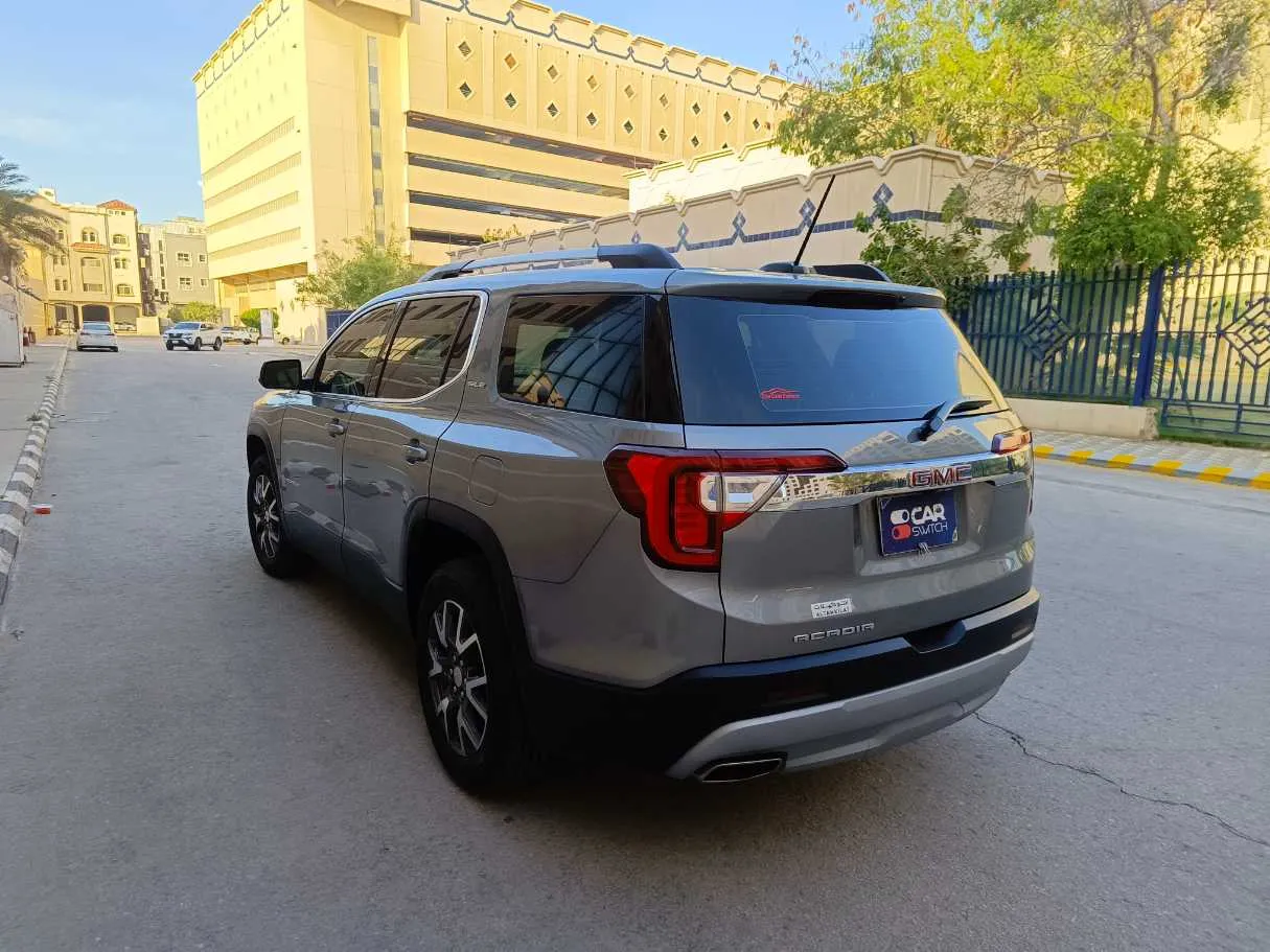 Car image 7