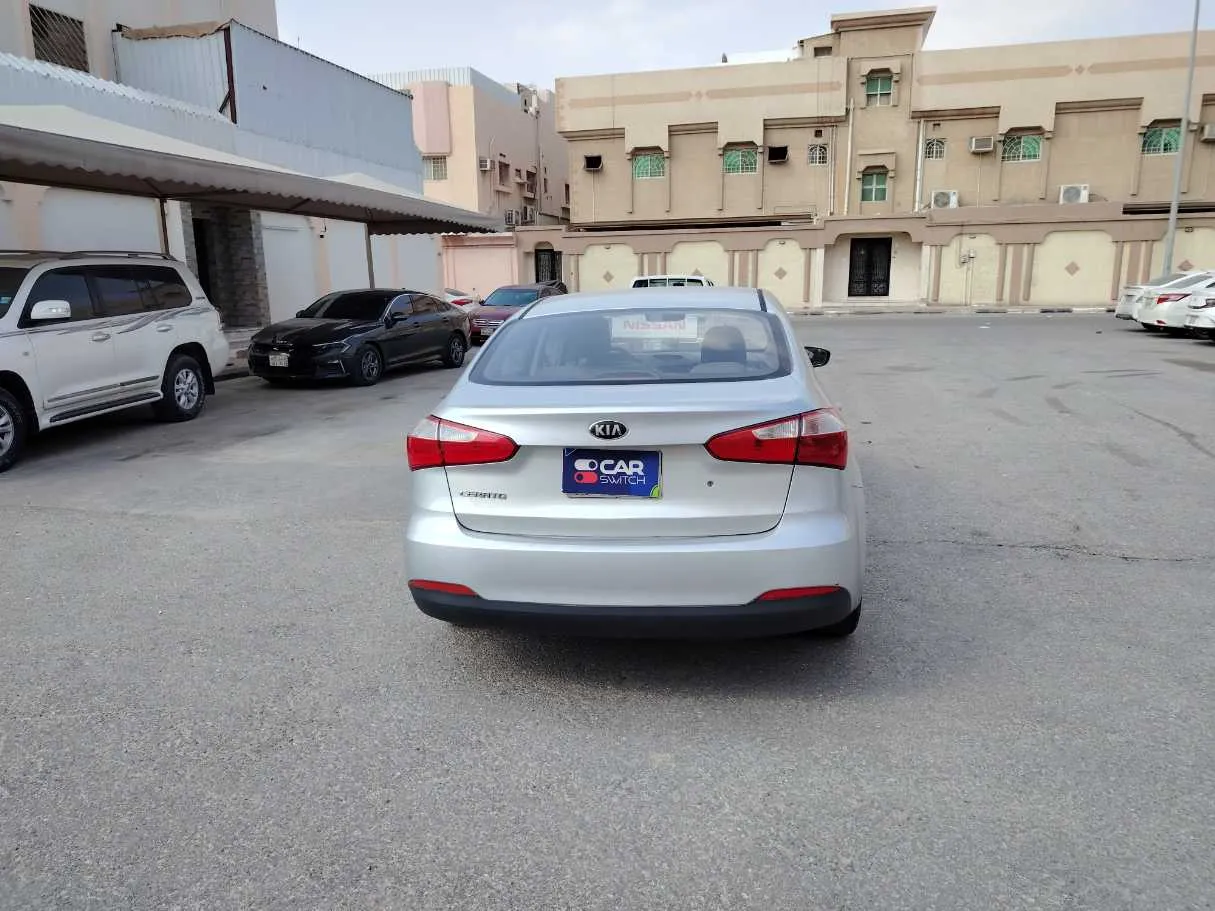 Car image 6