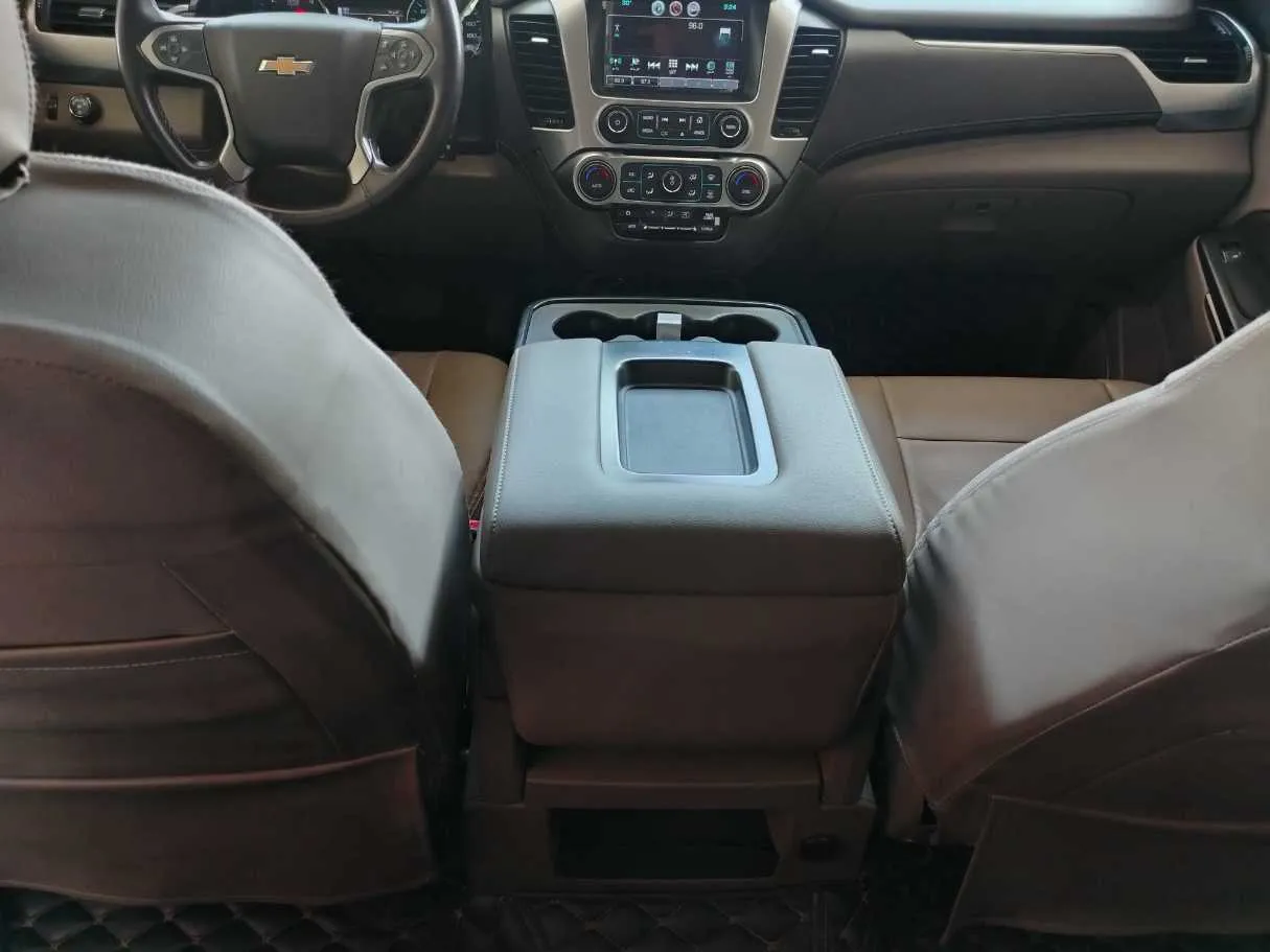 Car image 32