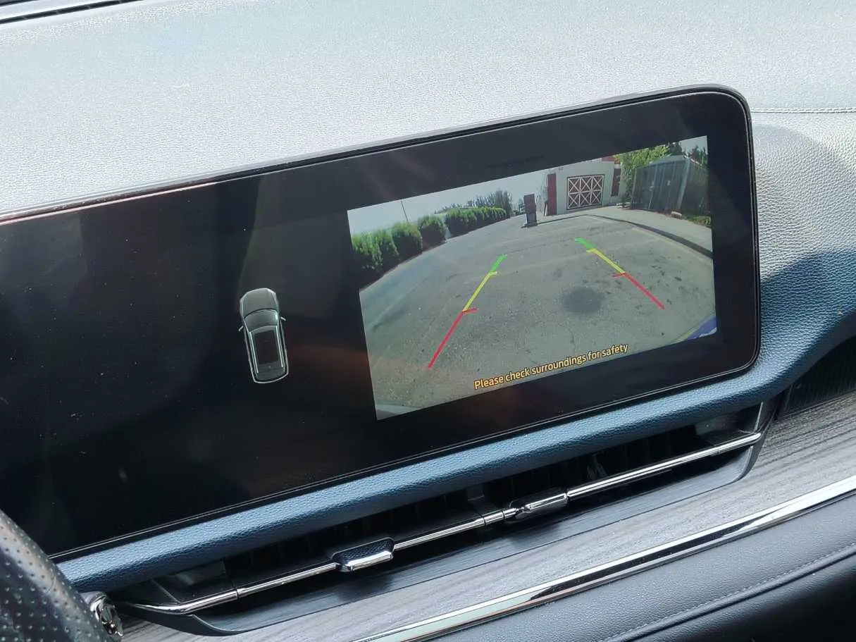 Car image 30