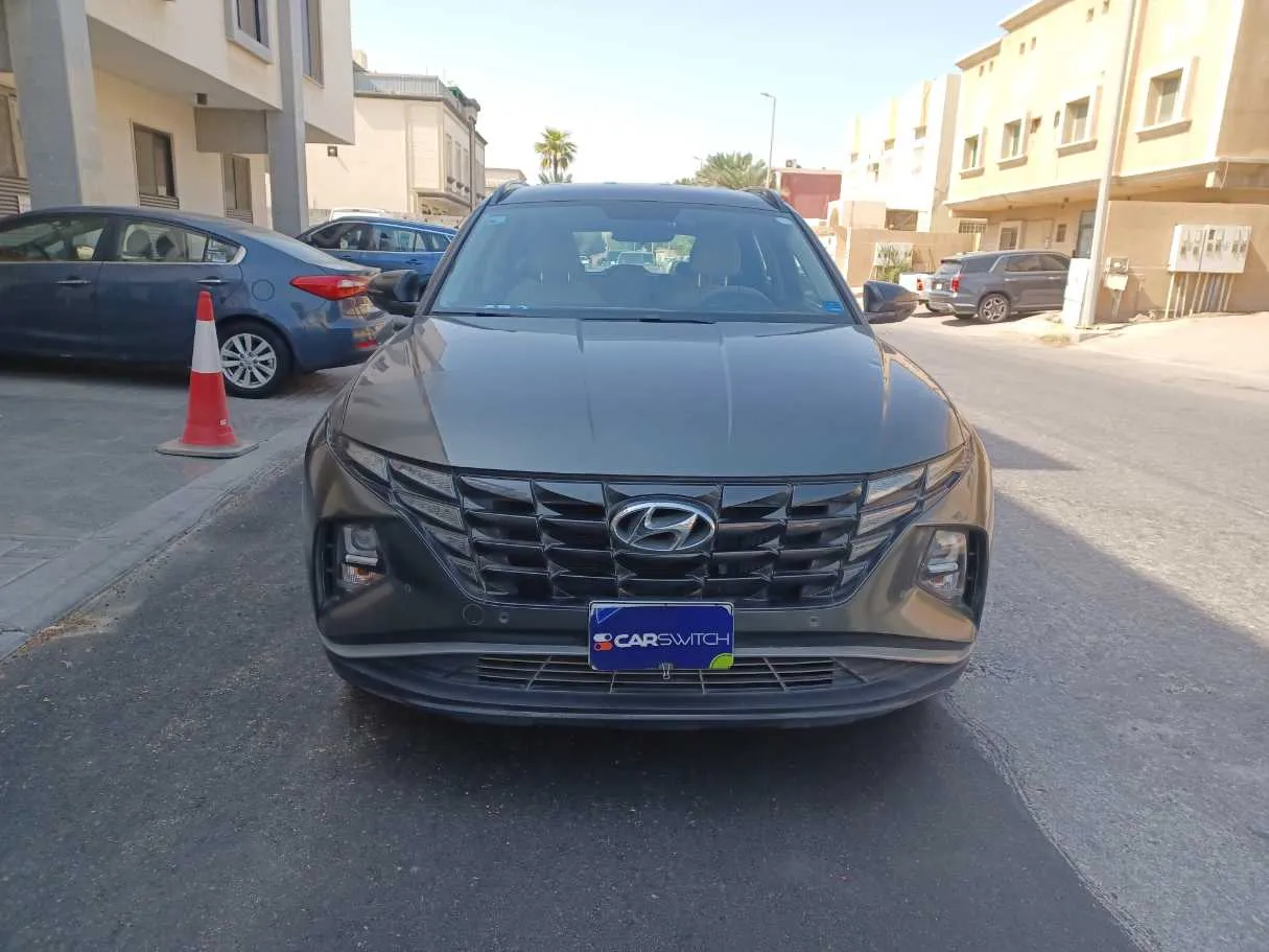 Car image 2