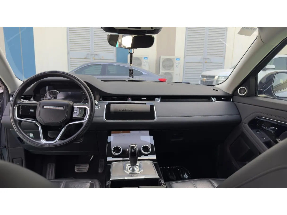 Car image 13