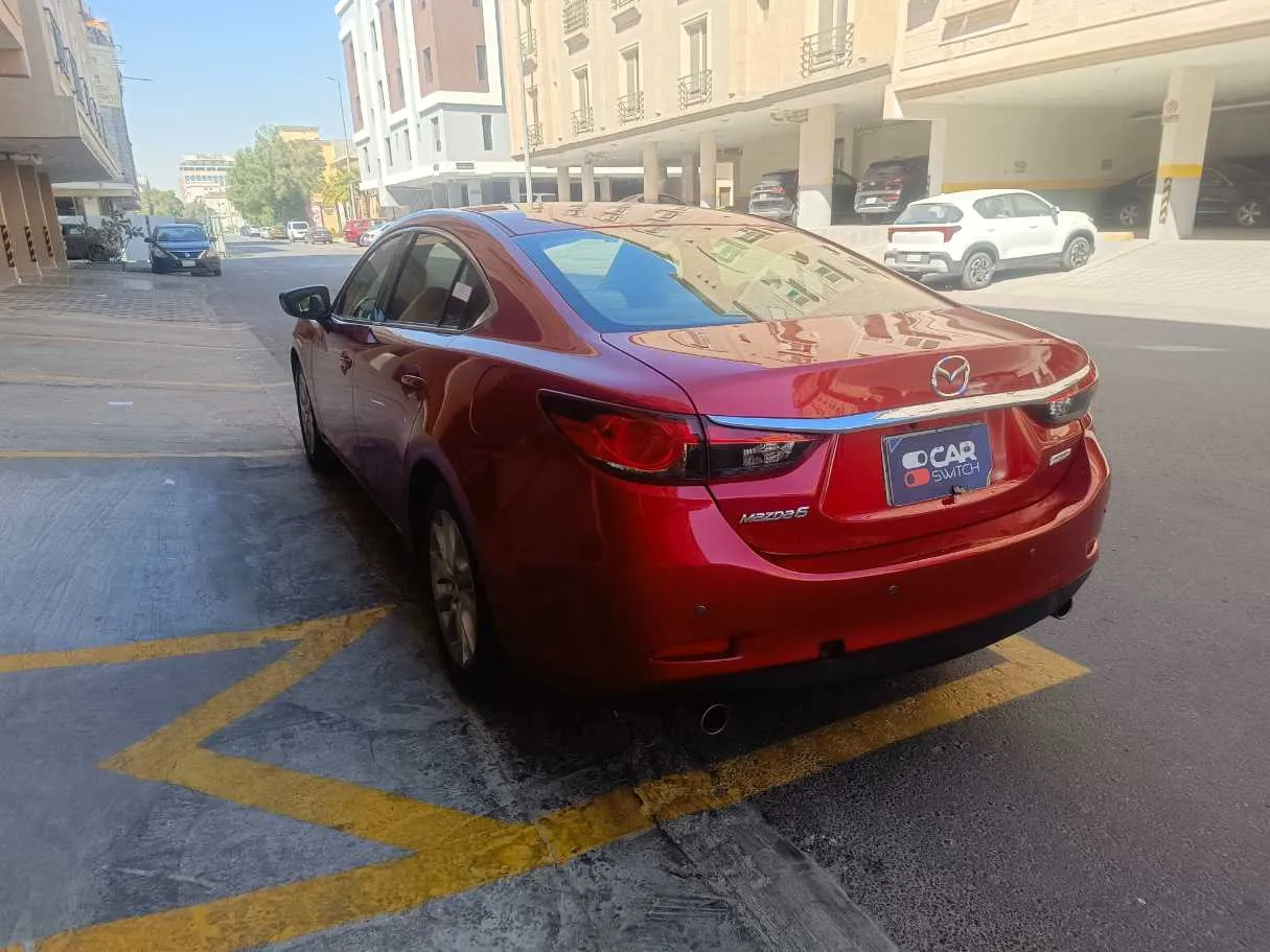 Car image 7