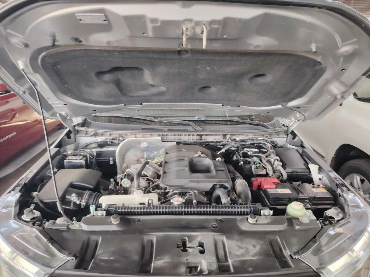 Car image 31