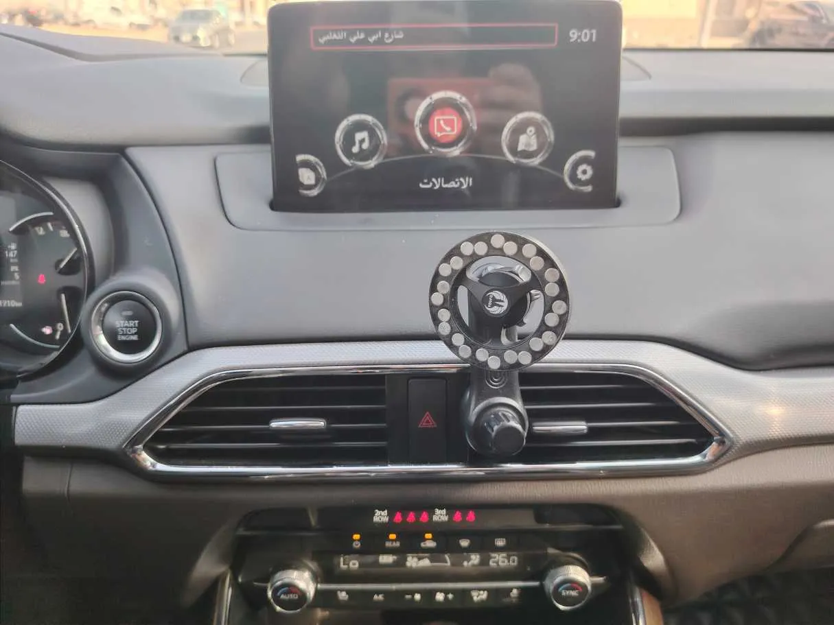 Car image 21