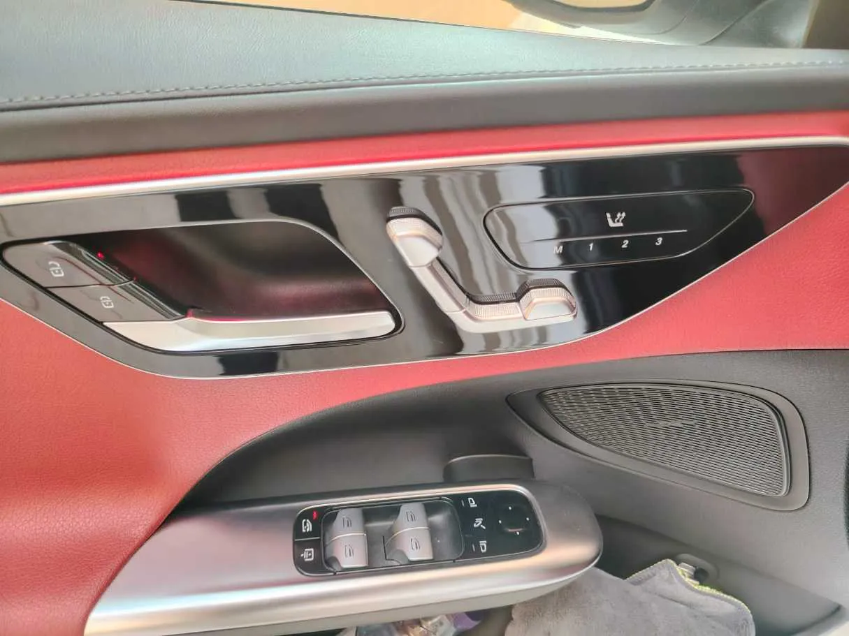 Car image 41