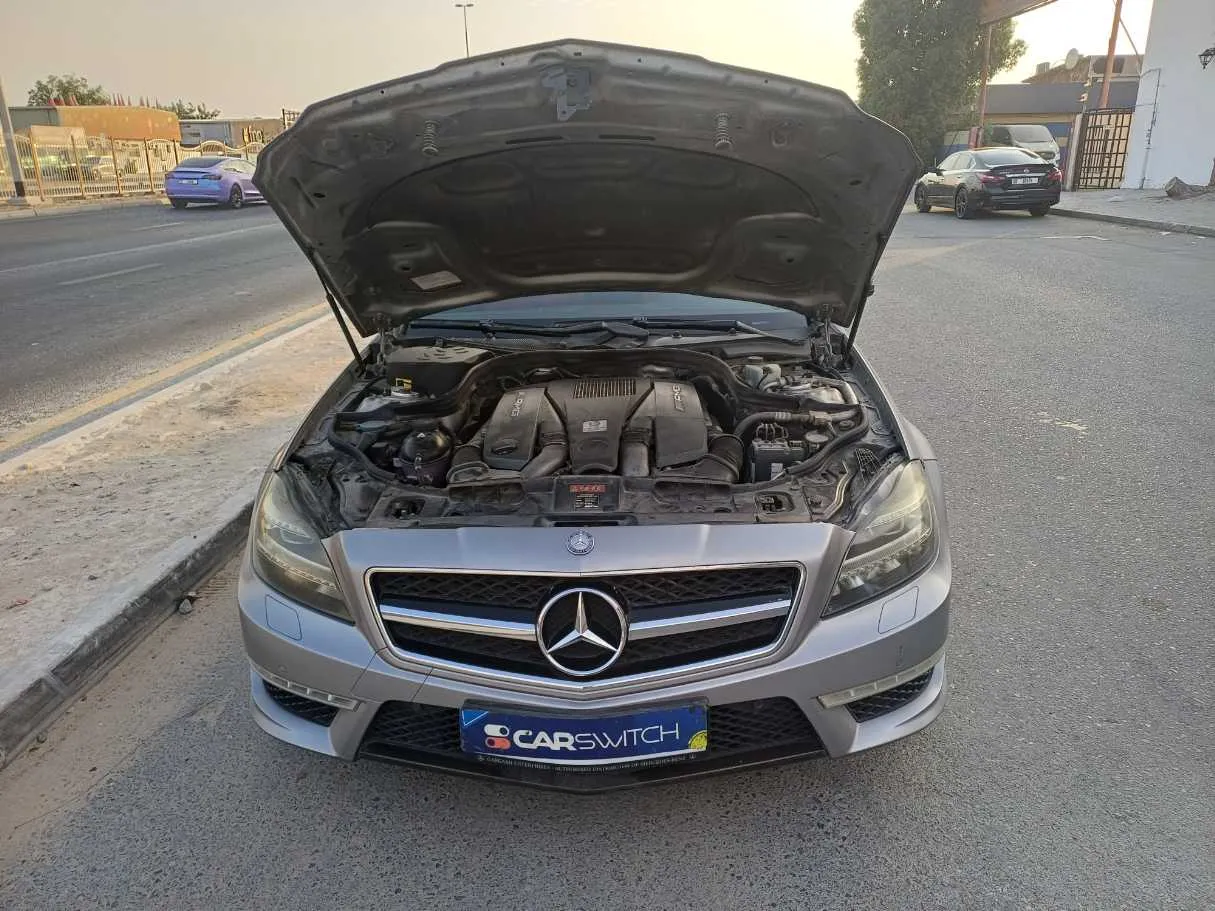 Car image 24
