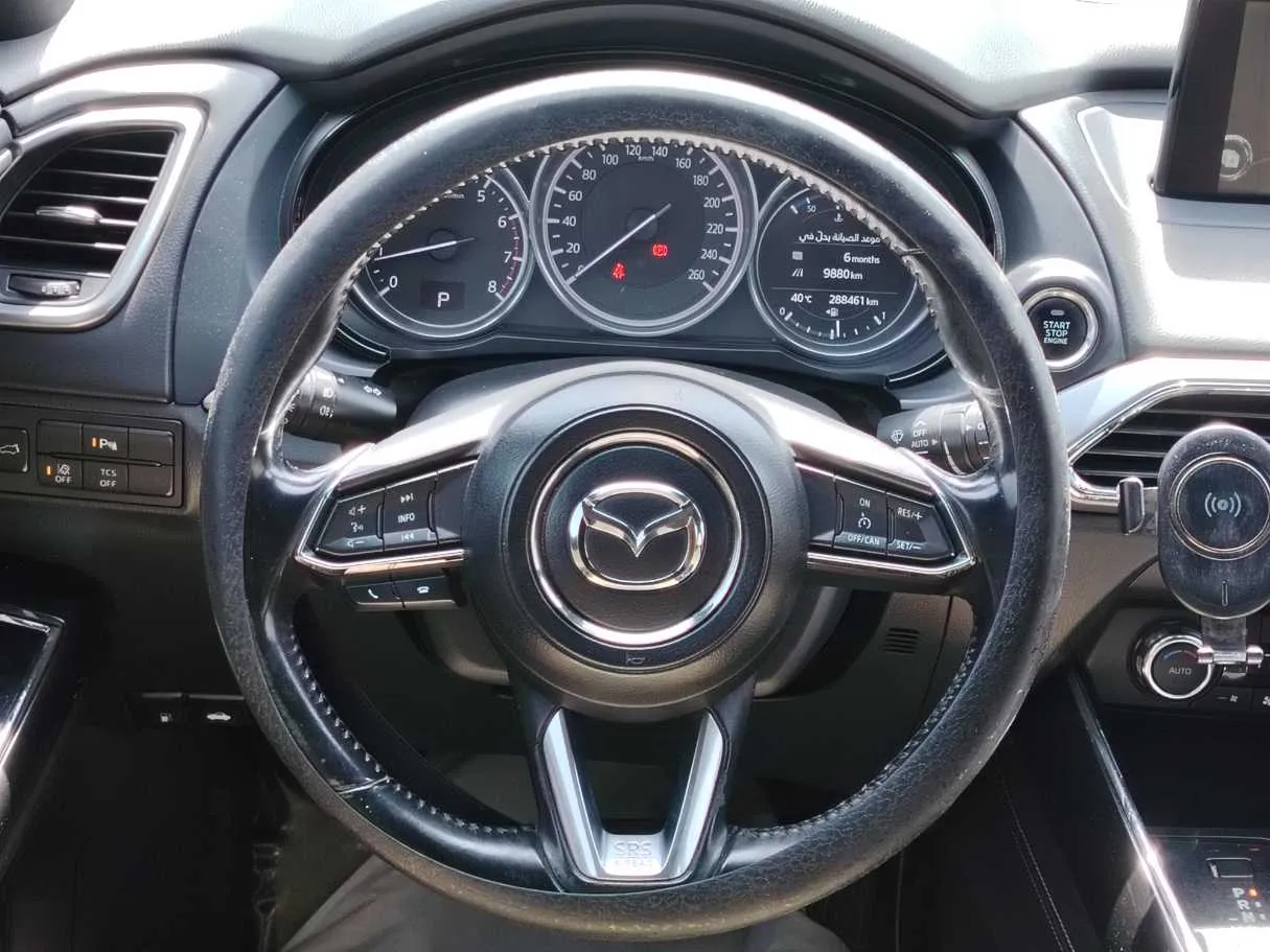 Car image 29