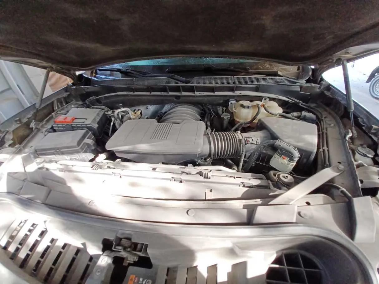 Car image 23