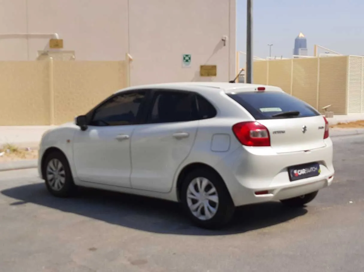 Car image 5