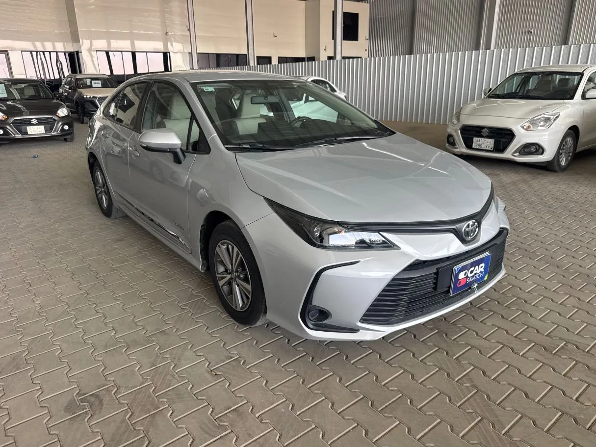 Car image 3