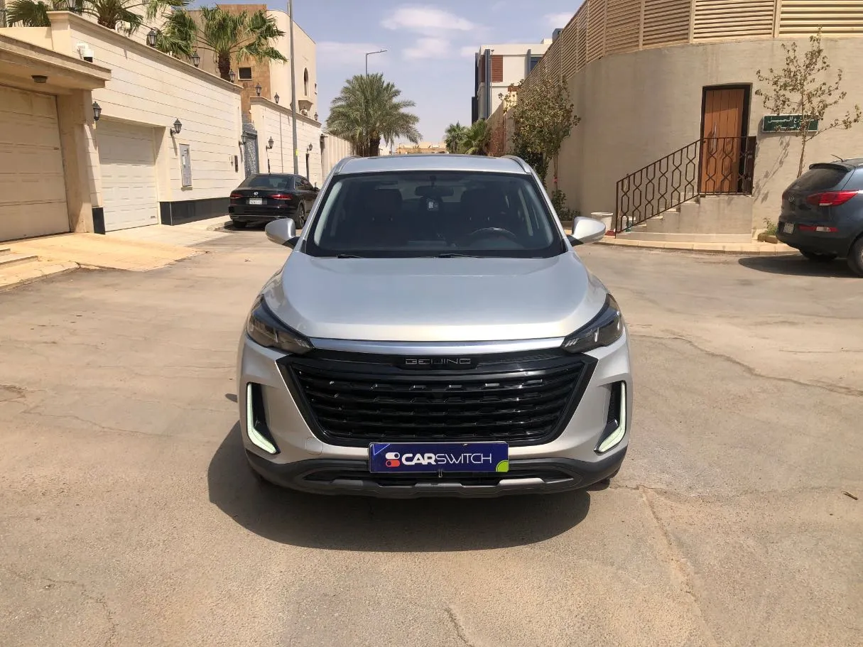 Car image 2