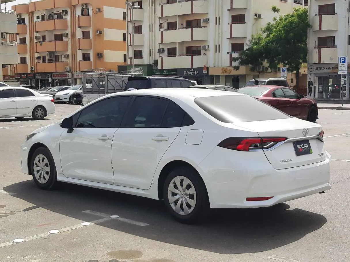Car image 7