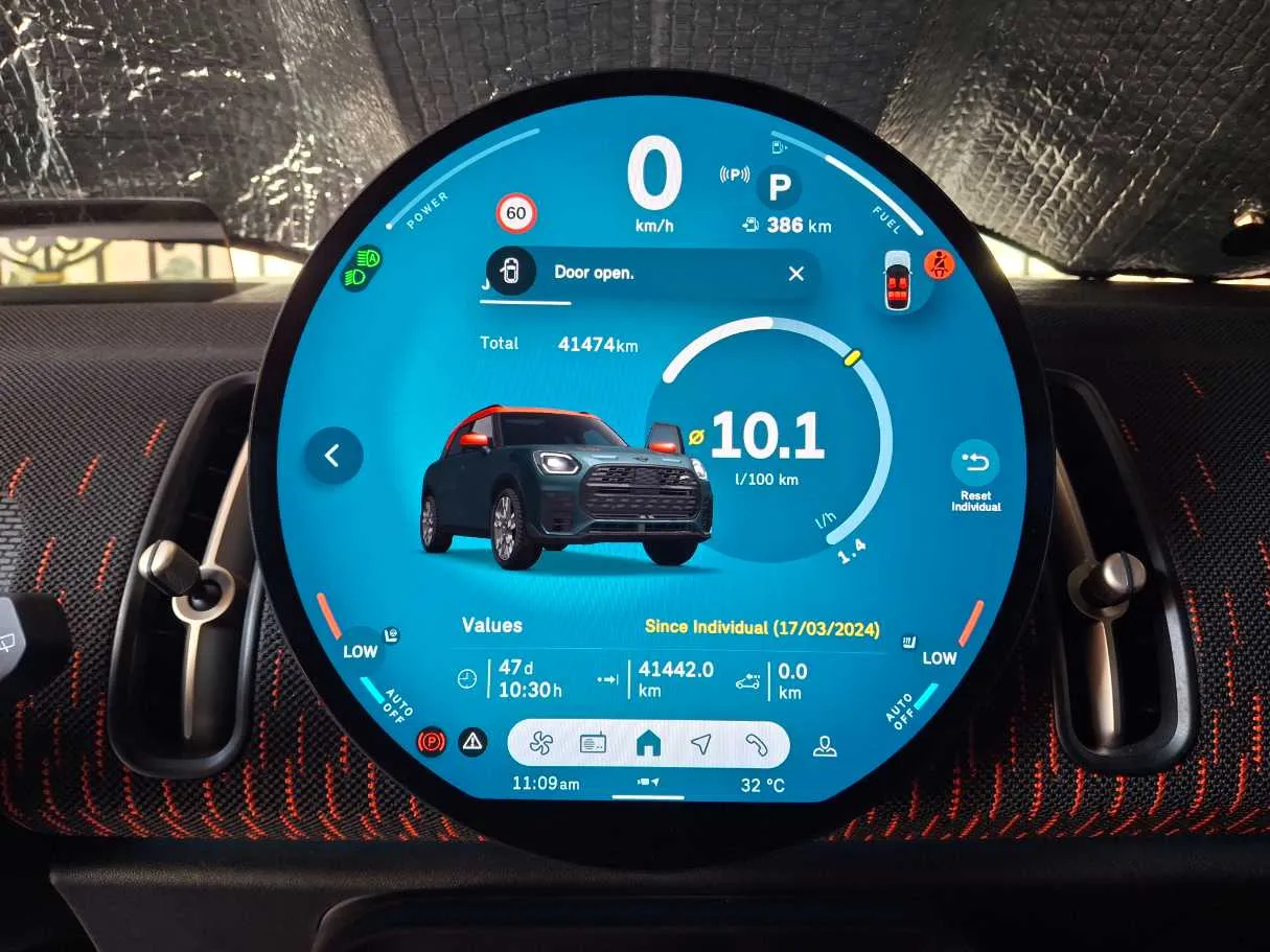 Car image 20