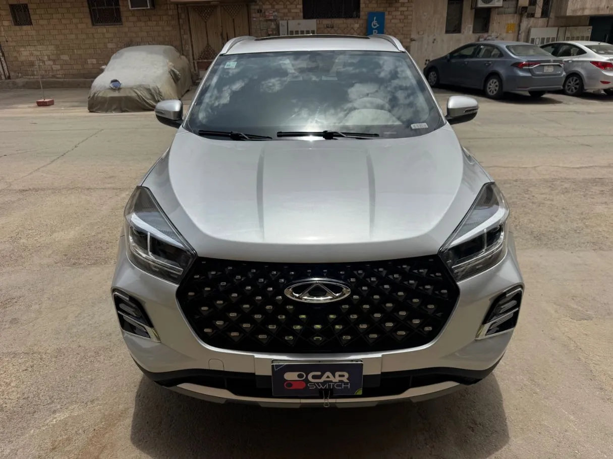 Car image 2