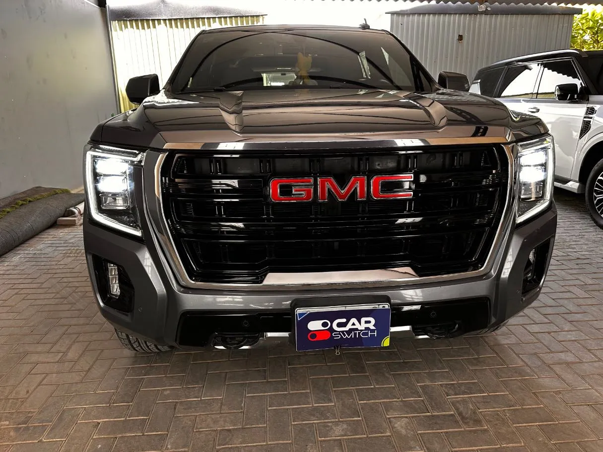 Car image 2