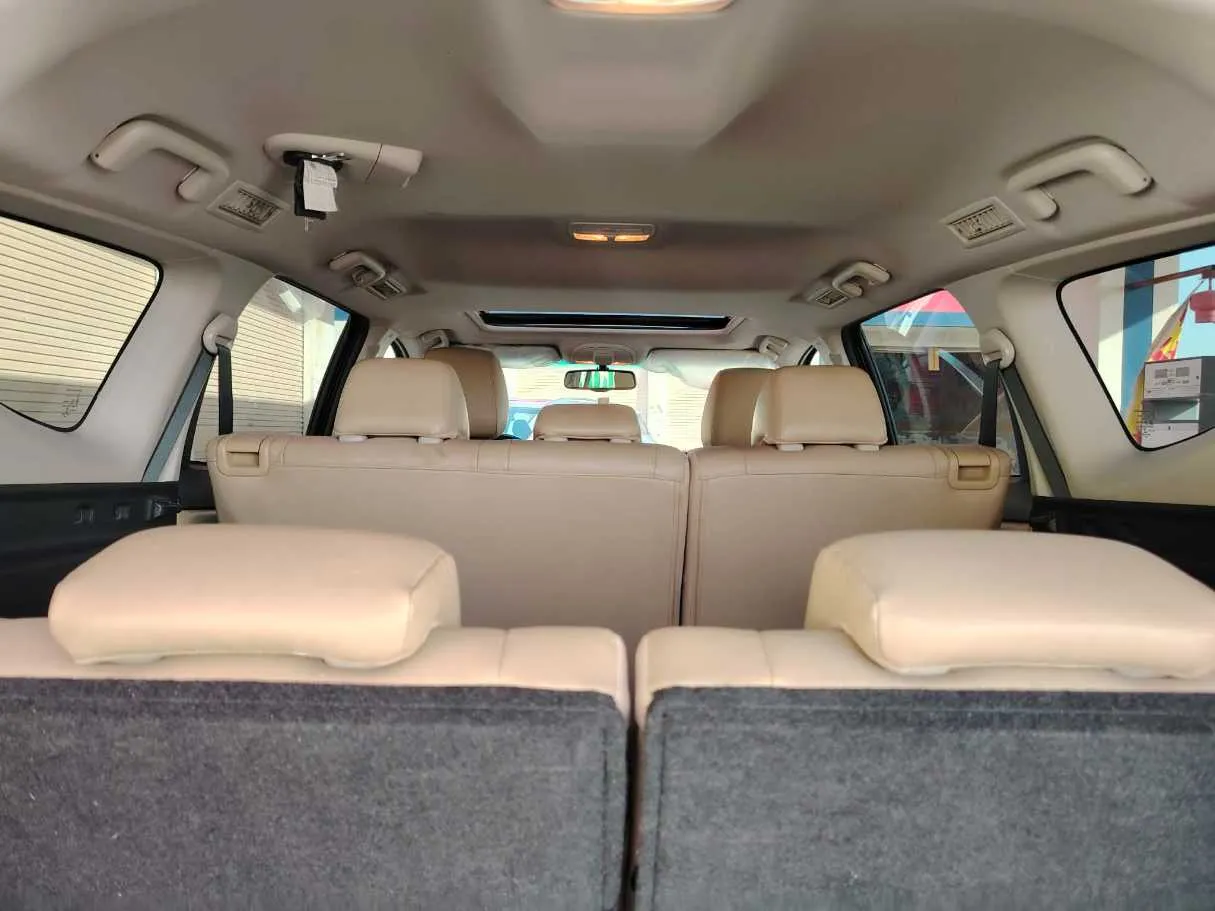 Car image 22