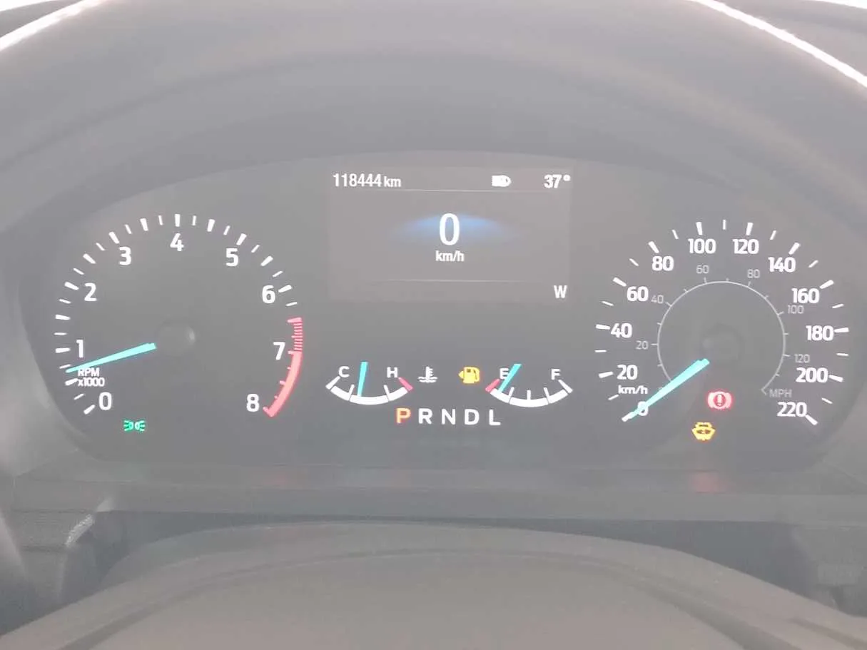 Car image 27