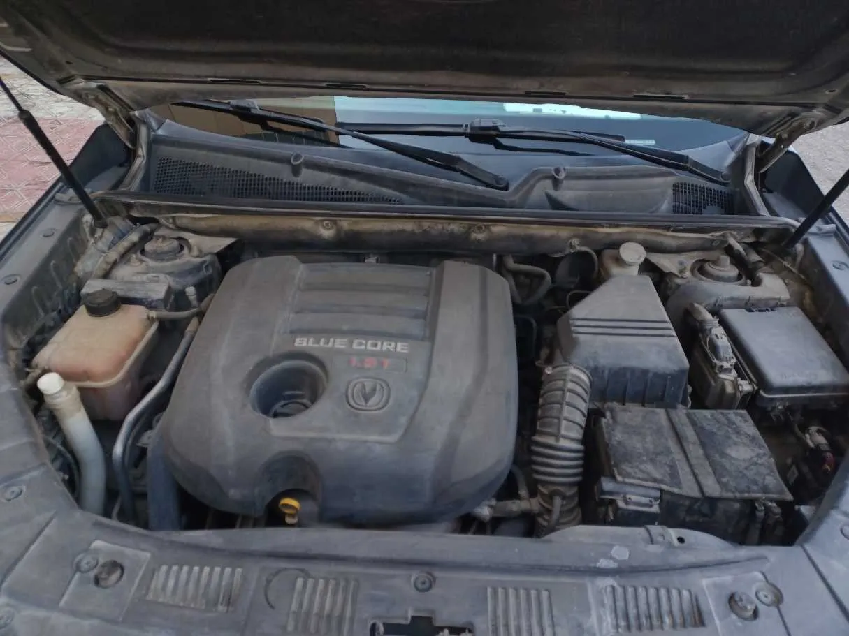 Car image 25