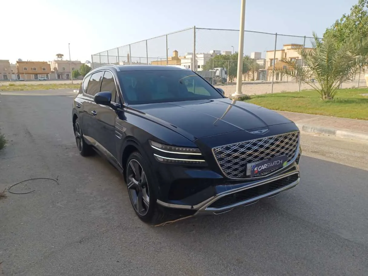 Car image 3
