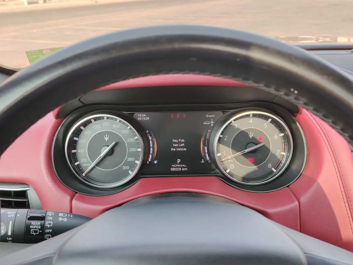 Car image 27