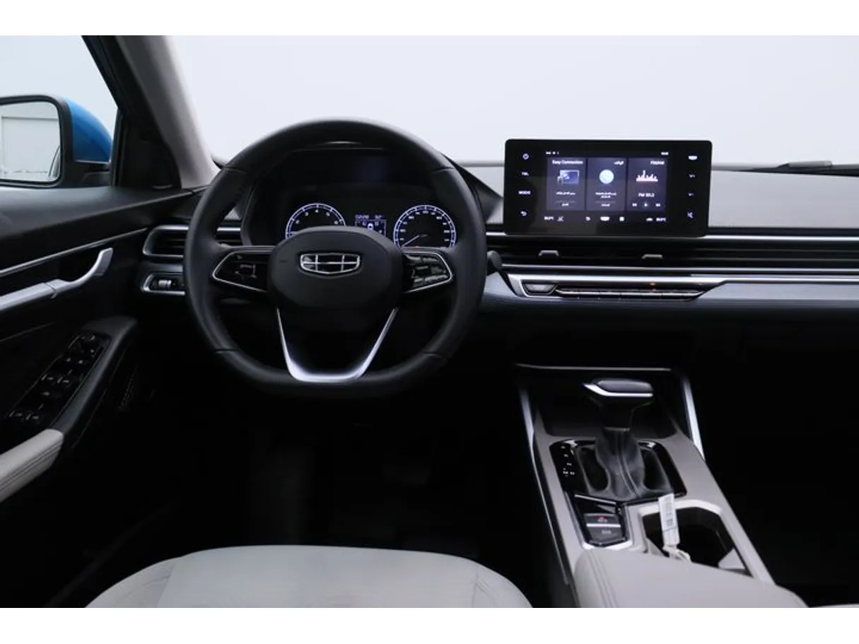 Car image 15