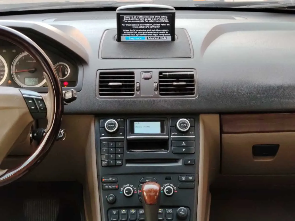 Car image 22
