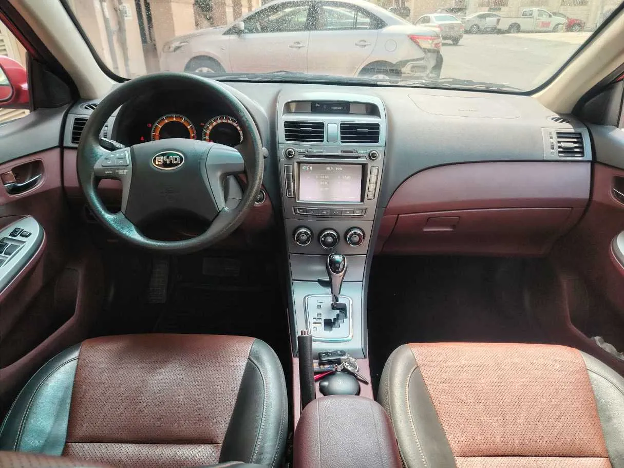 Car image 21