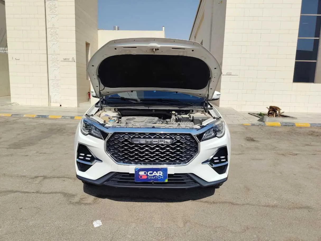Car image 30