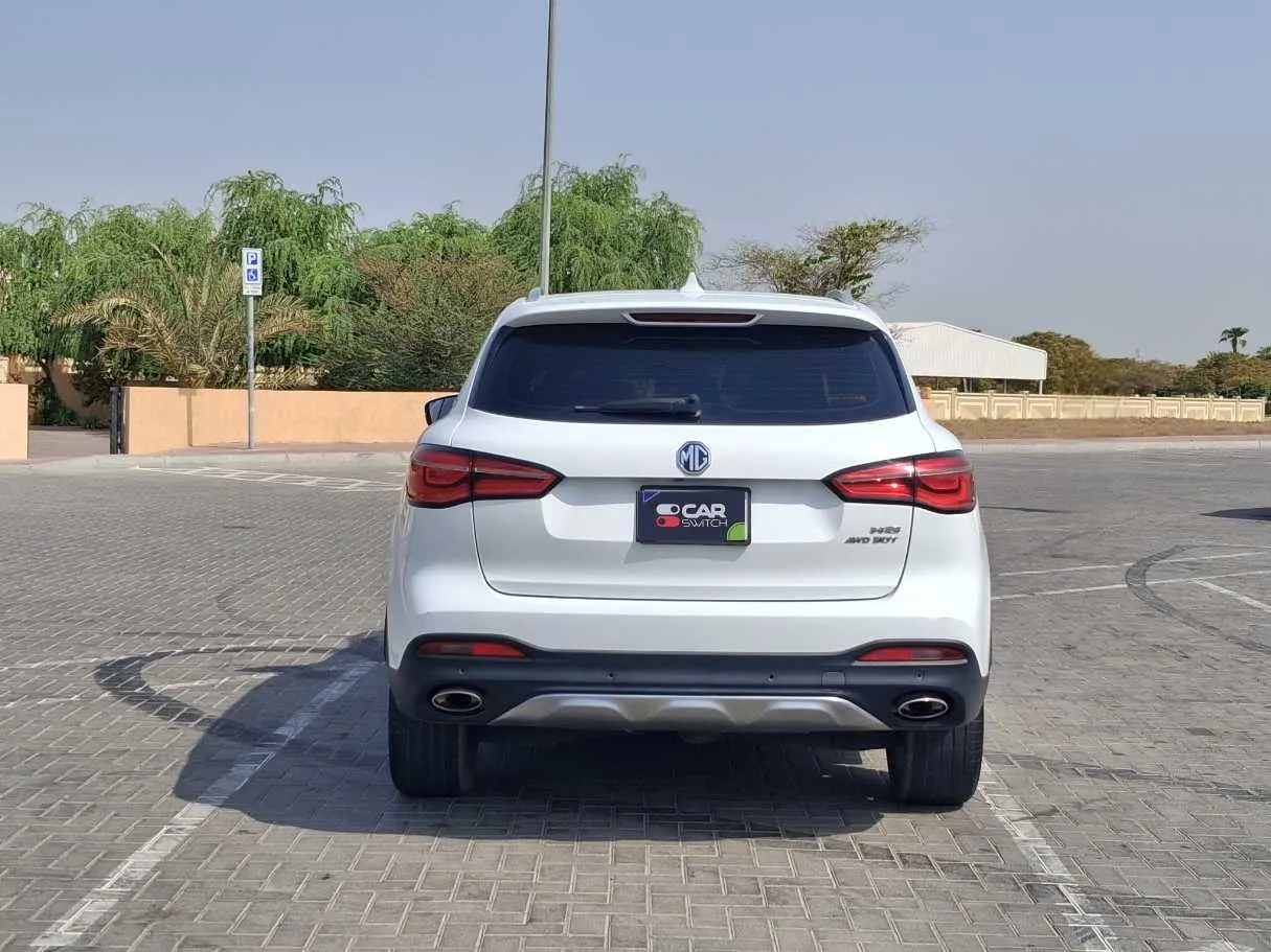 Car image 6
