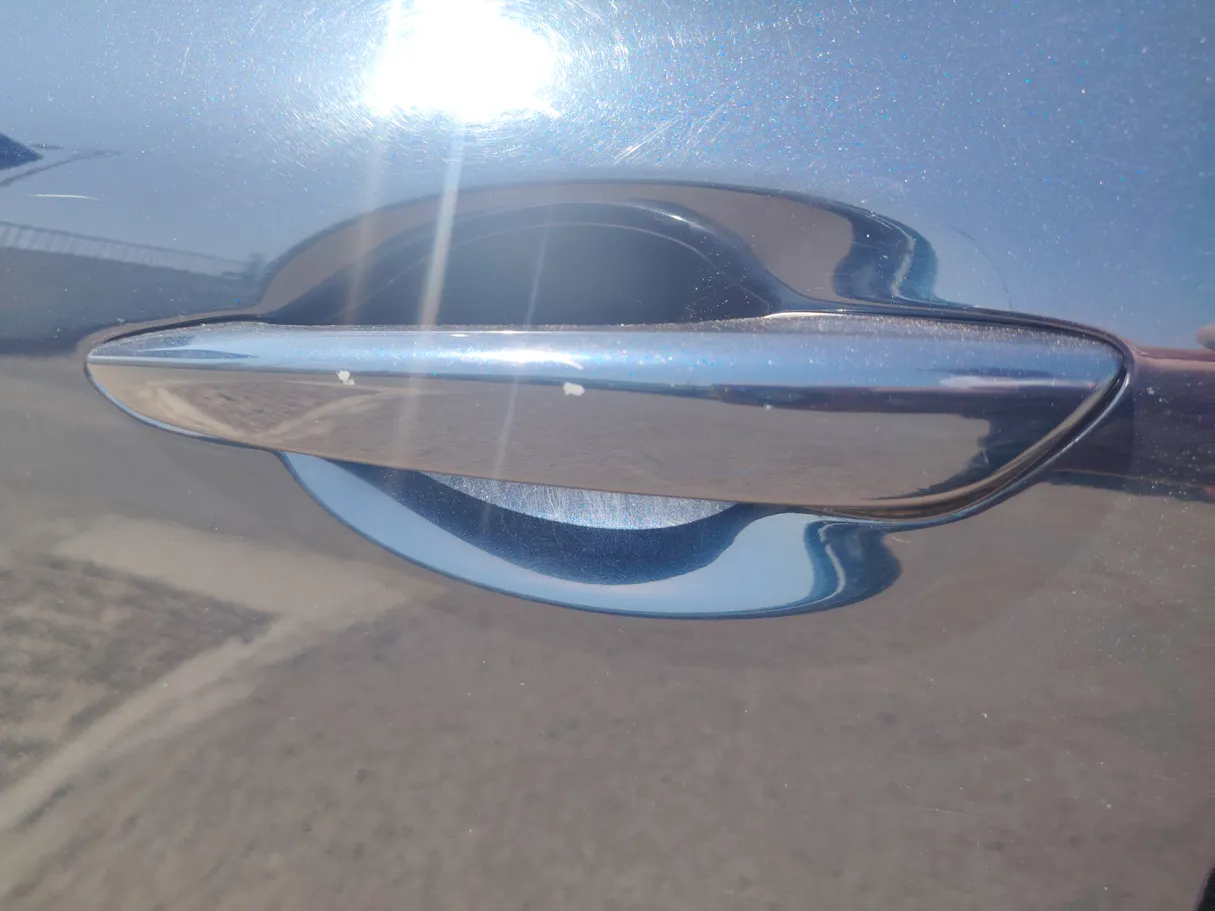 Car image 32