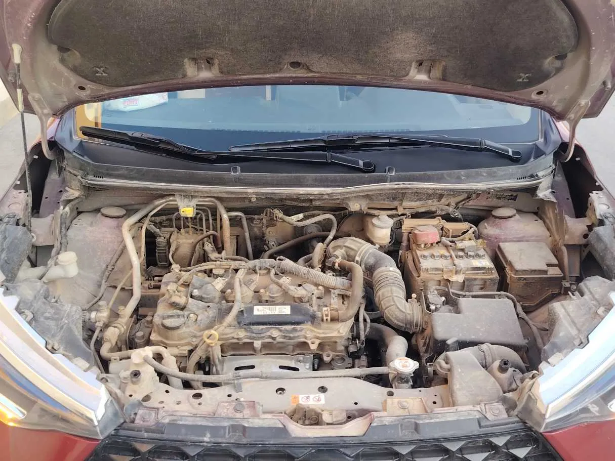 Car image 26
