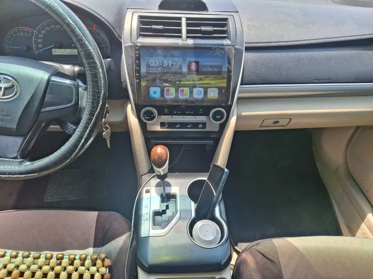 Car image 16