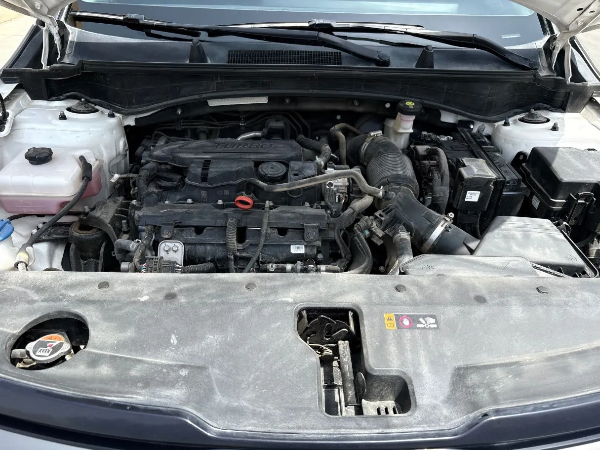 Car image 30