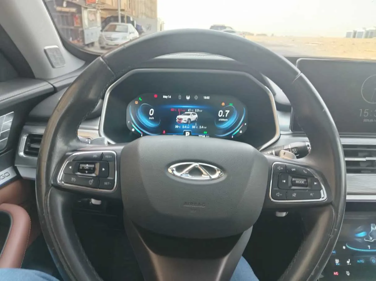 Car image 27