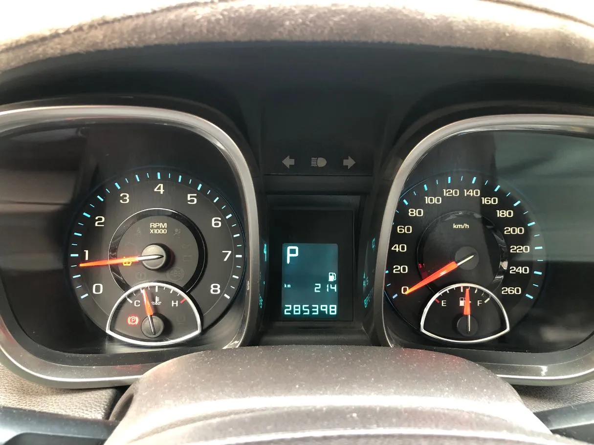 Car image 18