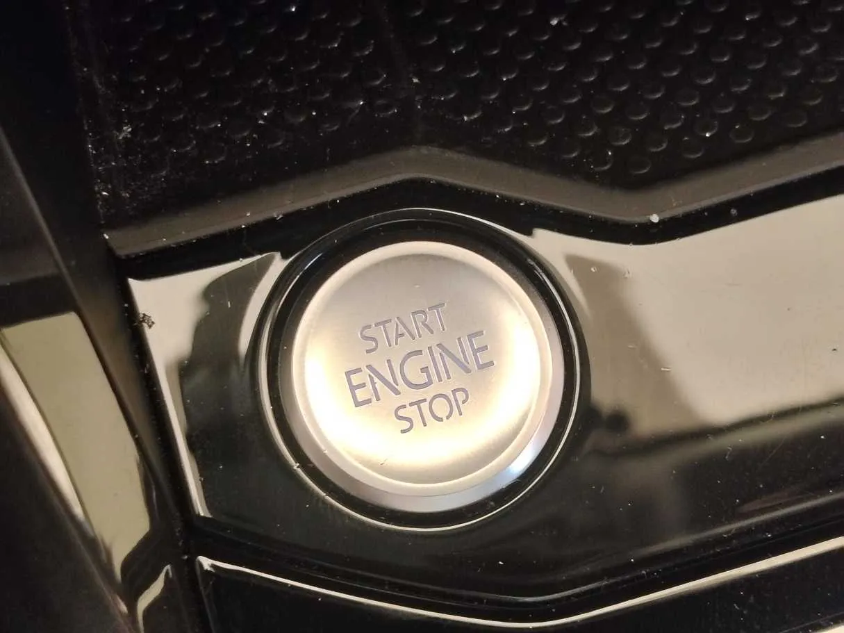Car image 33