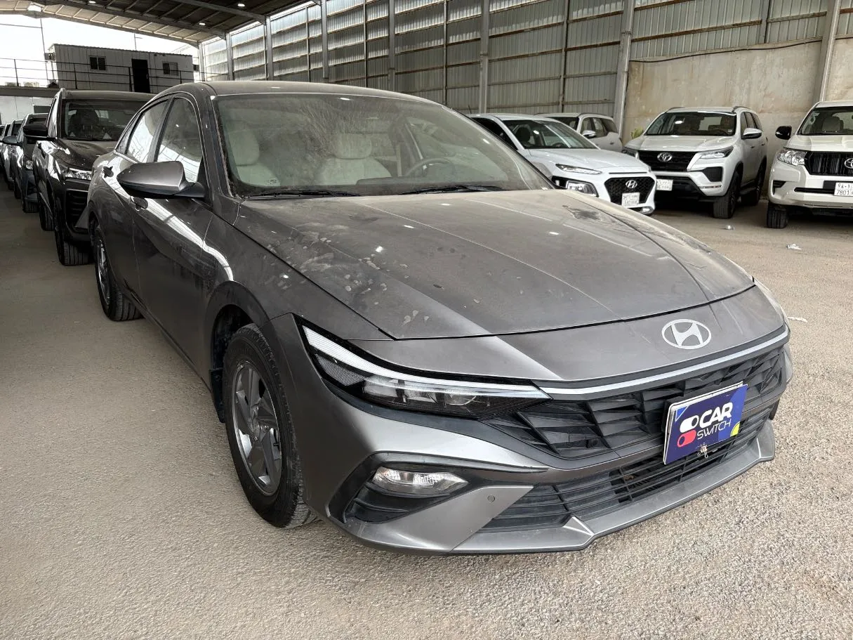 Car image 3