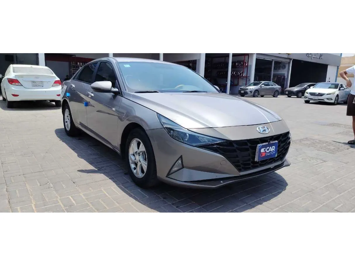 Car image 3
